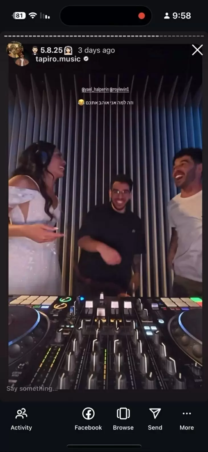 review gallery square