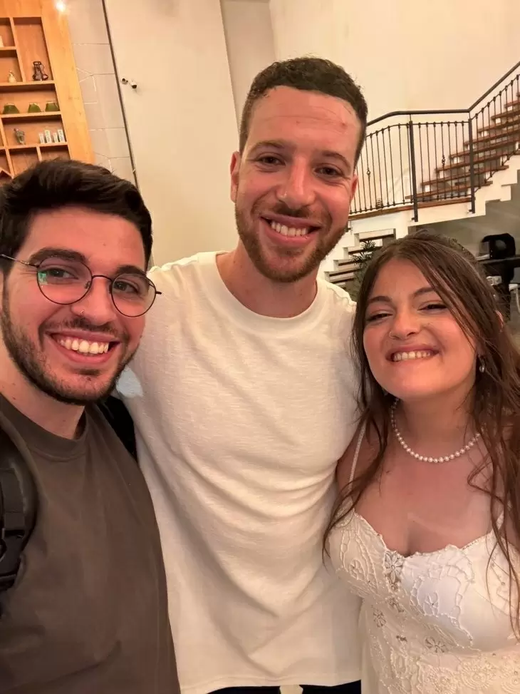 review gallery square