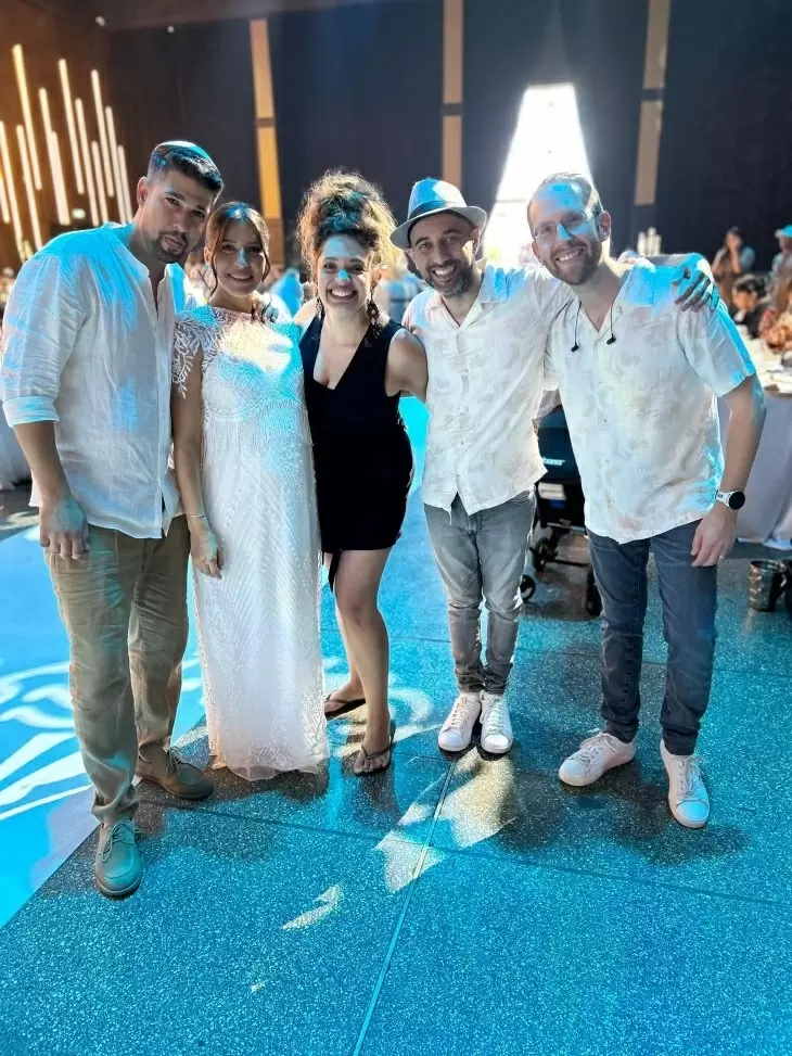 review gallery square