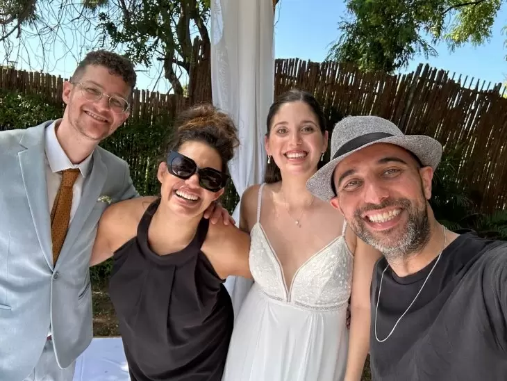 review gallery square