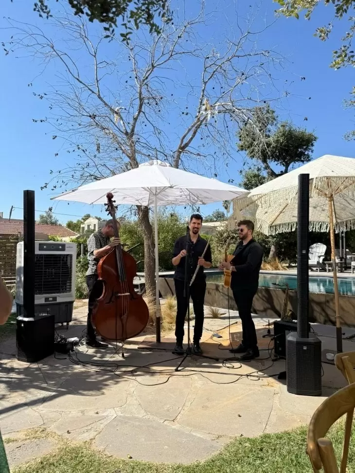 review gallery square