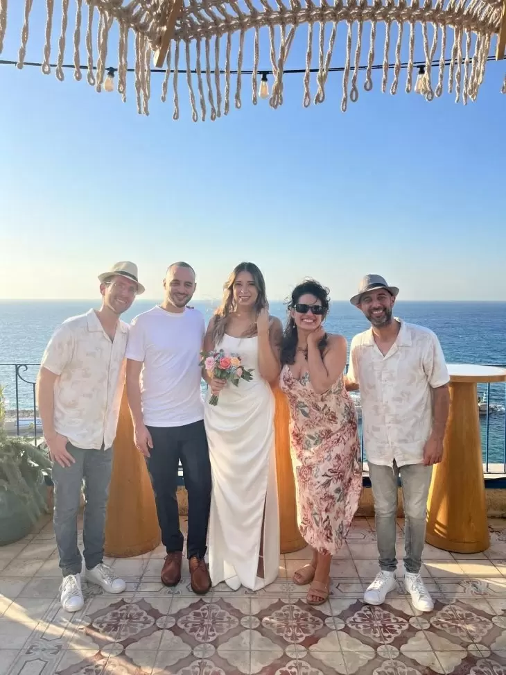 review gallery square