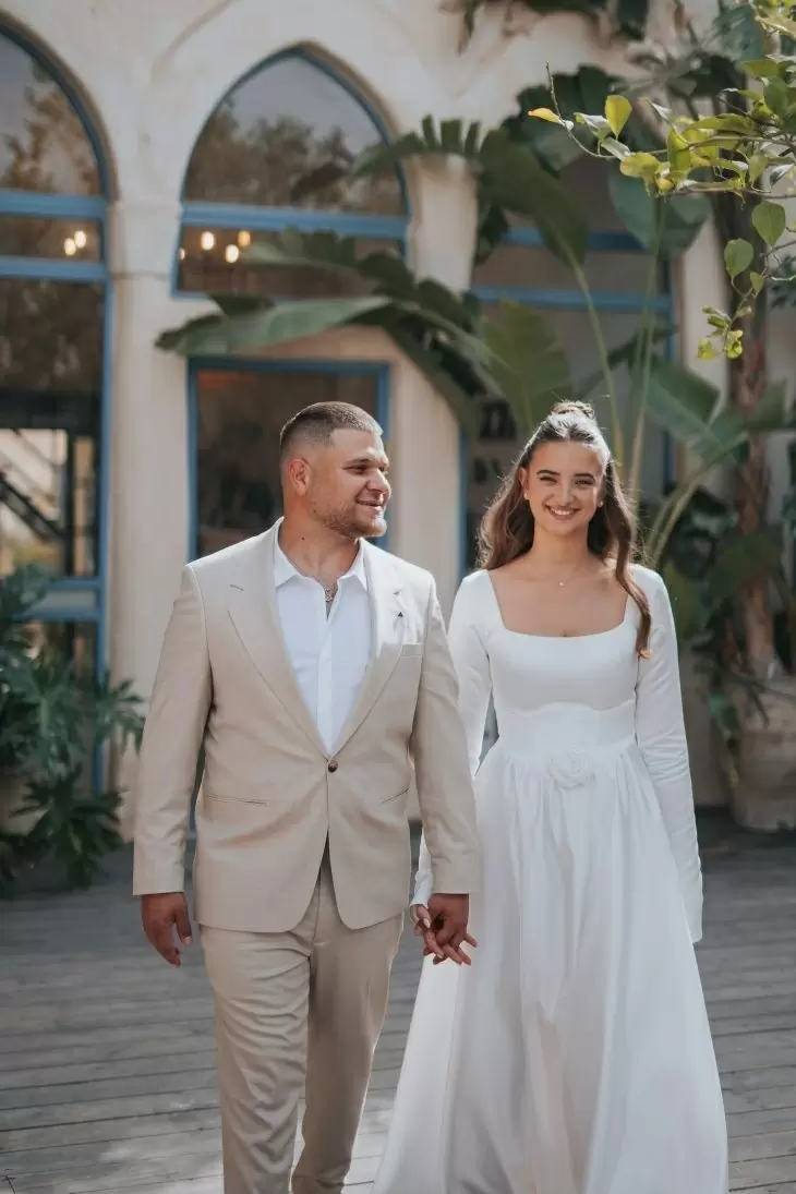 review gallery square