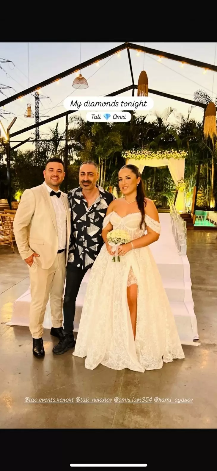 review gallery square