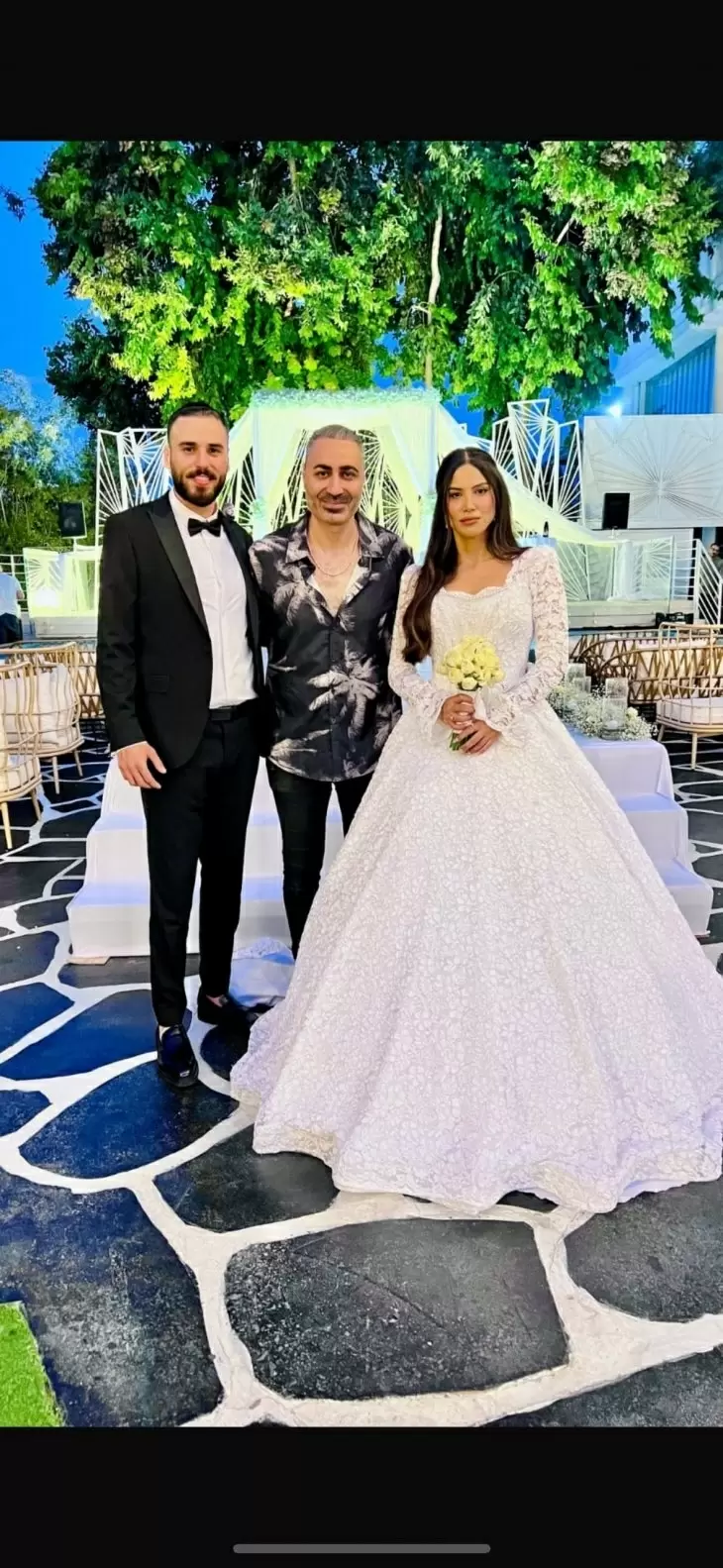 review gallery square