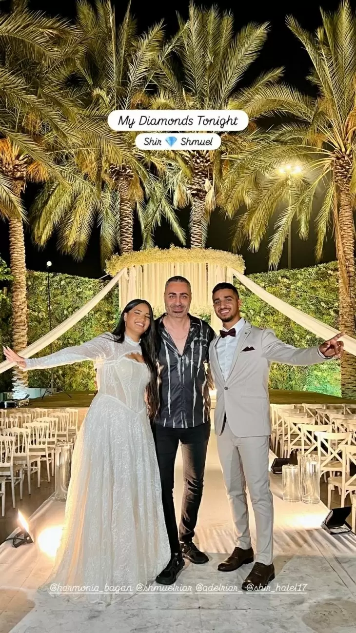 review gallery square