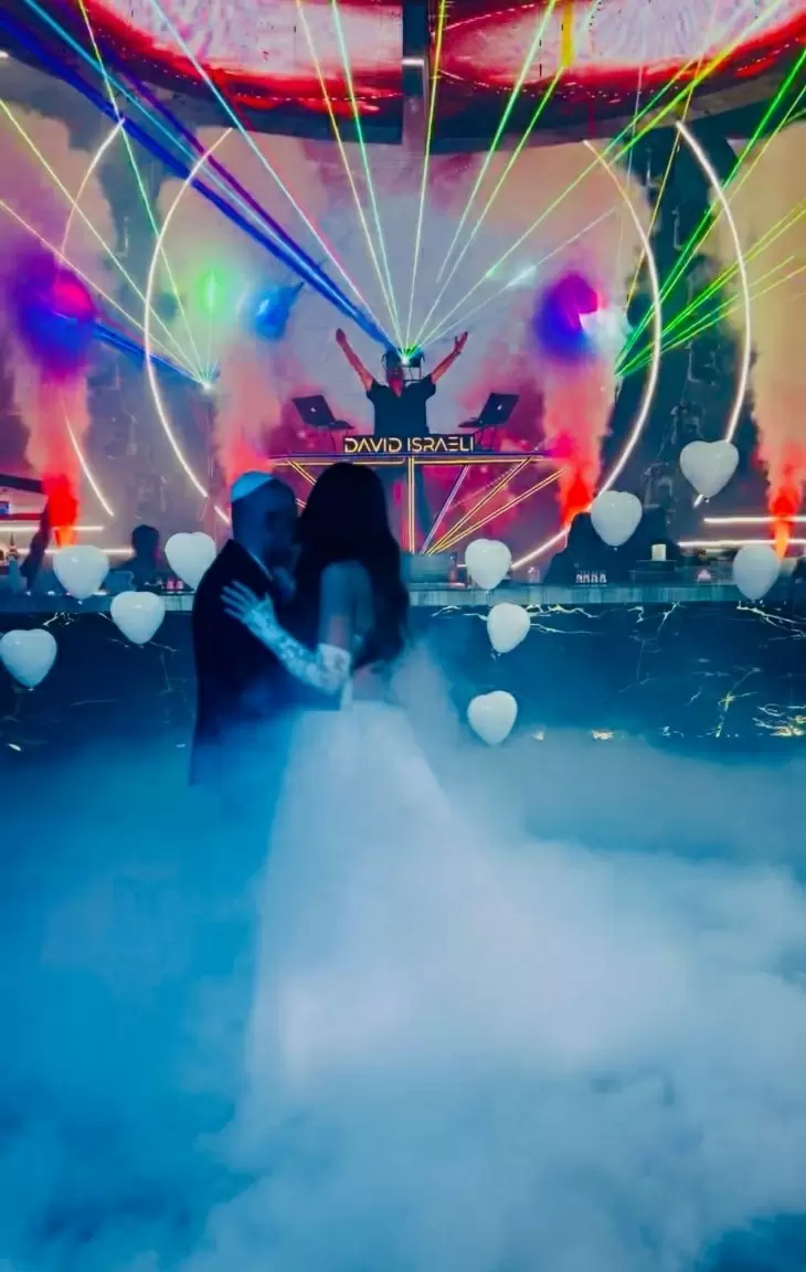 review gallery square