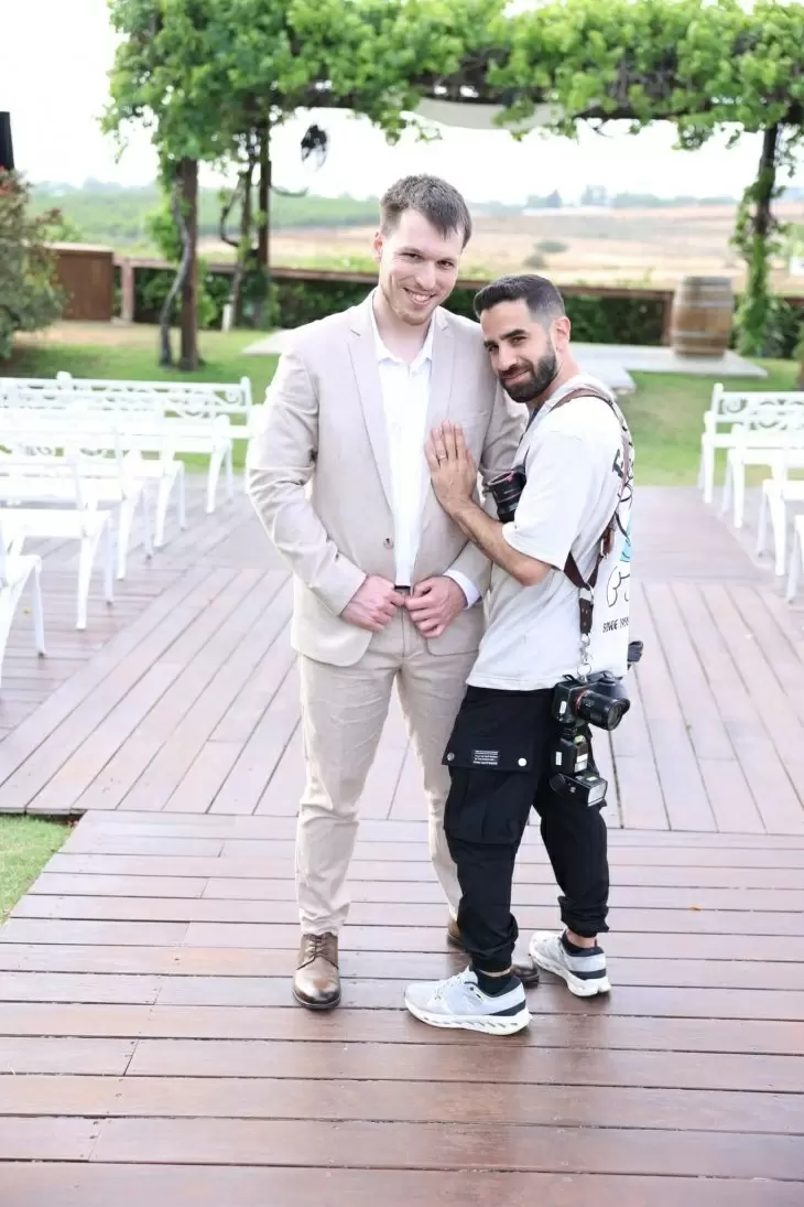 review gallery square