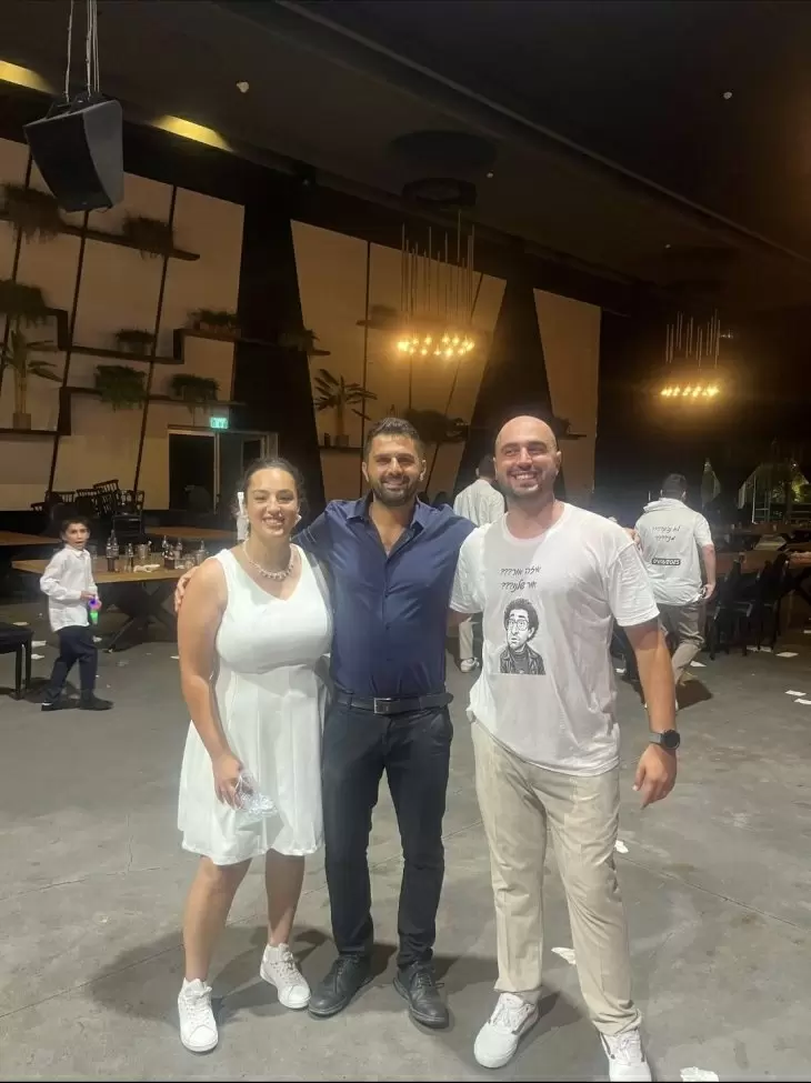 review gallery square