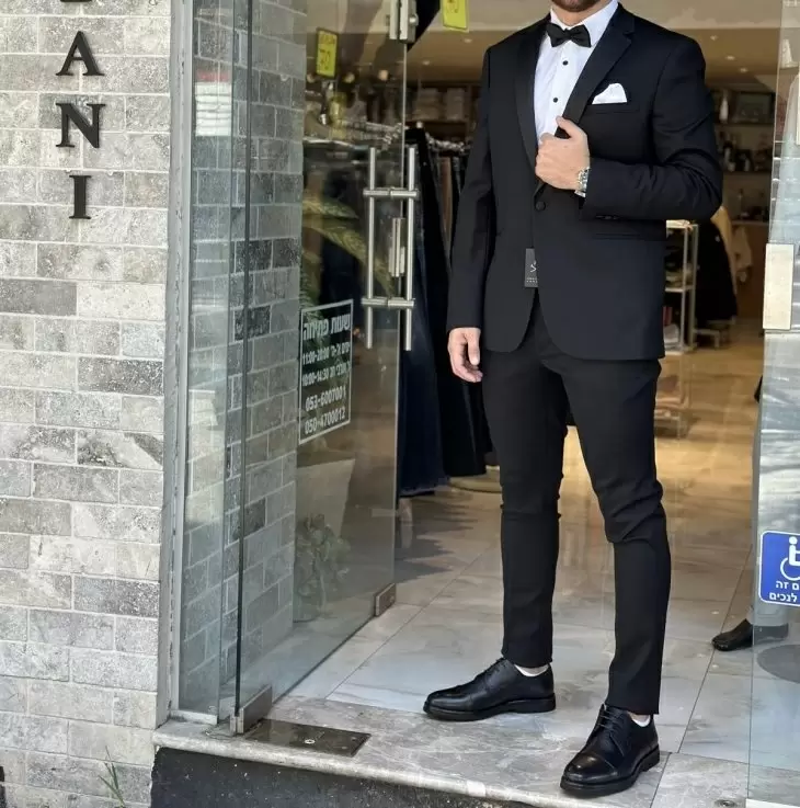 review gallery square