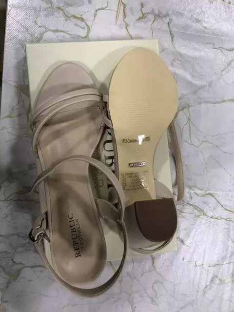 review gallery square