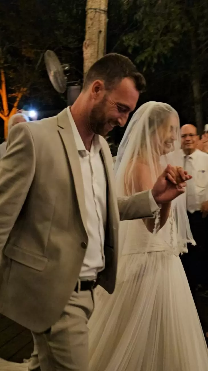 review gallery square