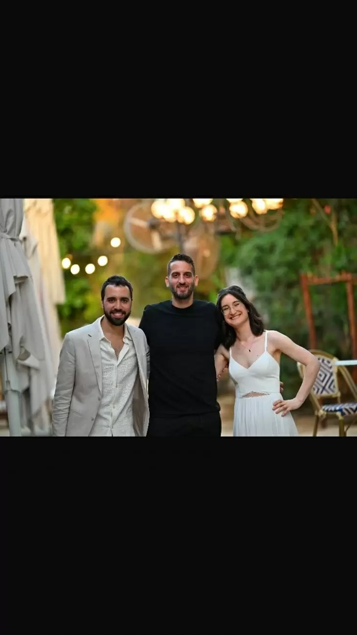 review gallery square