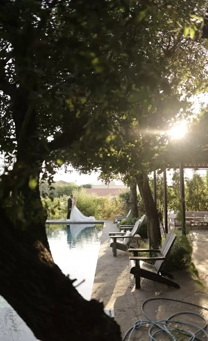 review gallery square