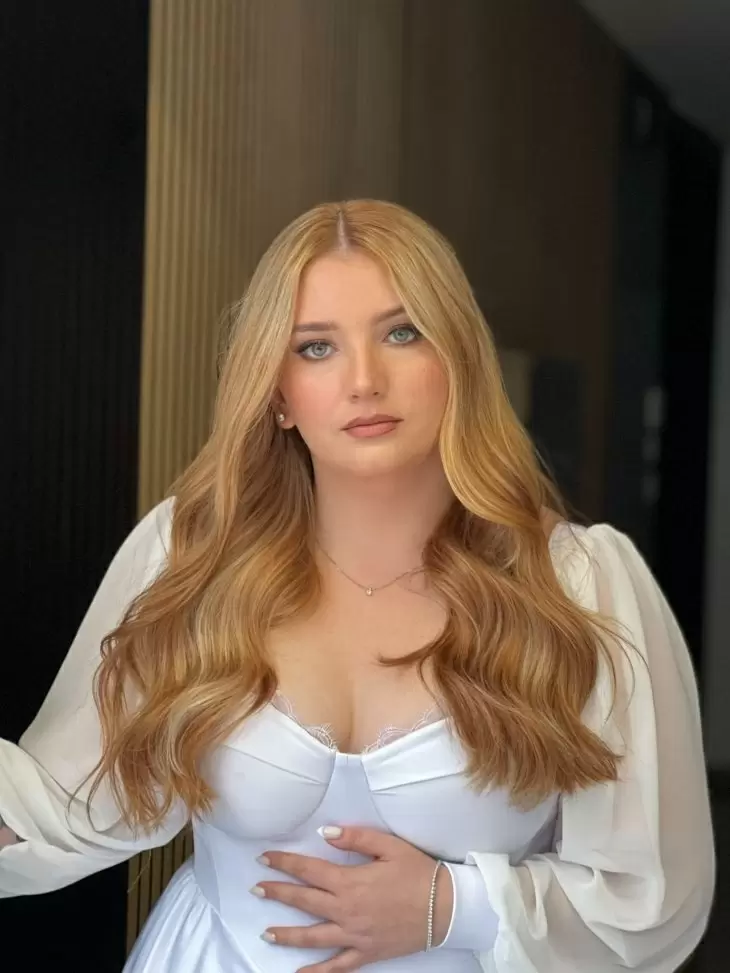 review gallery square