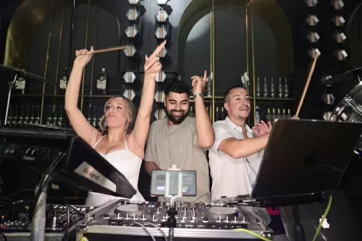 review gallery square