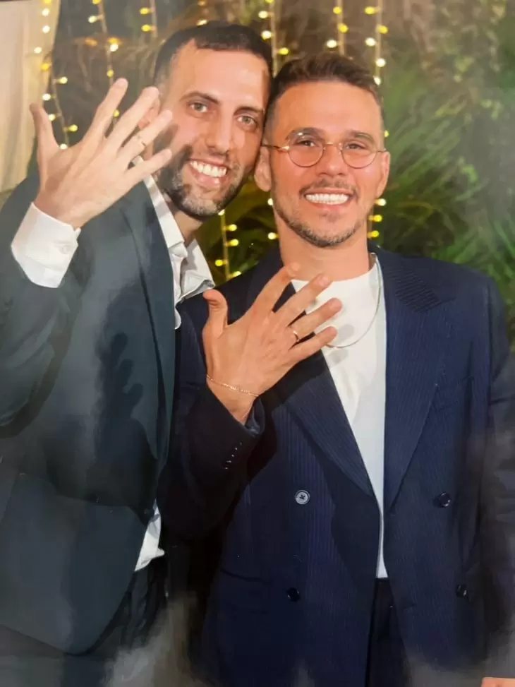 review gallery square