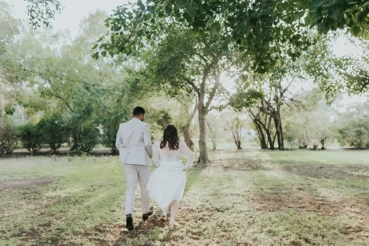 review gallery square