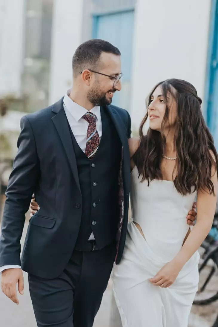 review gallery square