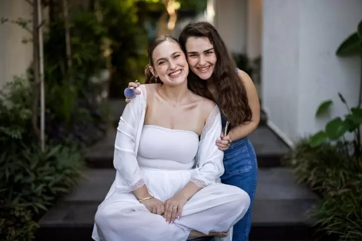 review gallery square