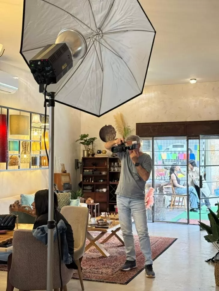 review gallery square