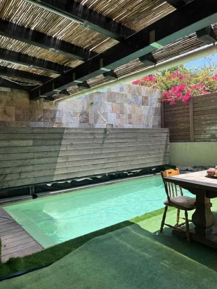 review gallery square