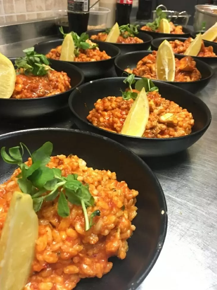 review gallery square