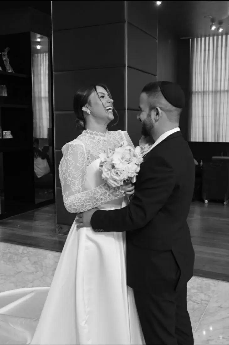 review gallery square