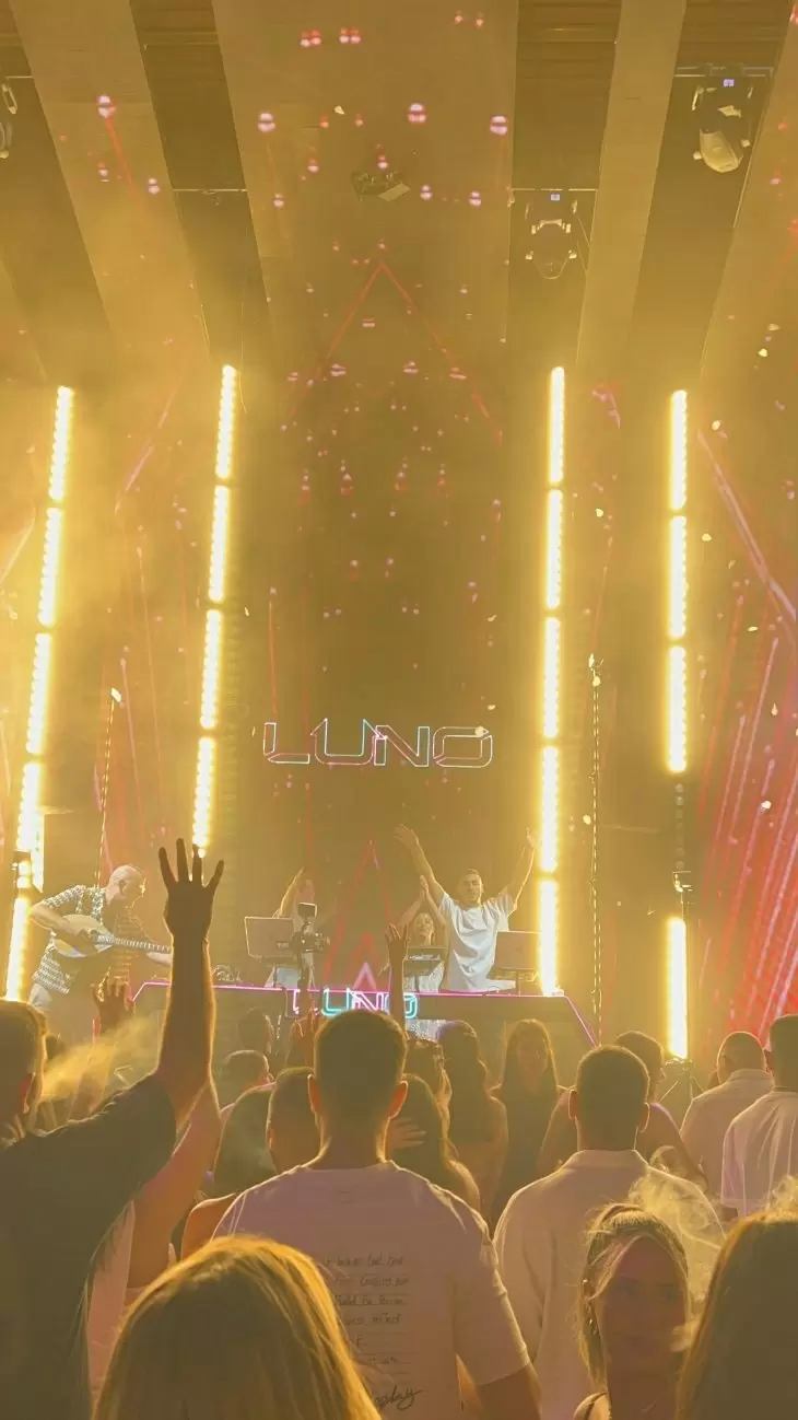 review gallery square