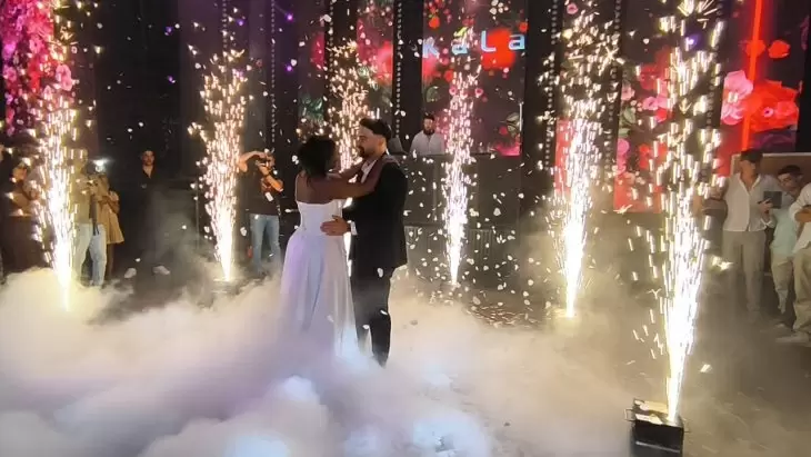 review gallery square