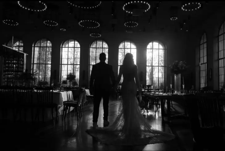 review gallery square