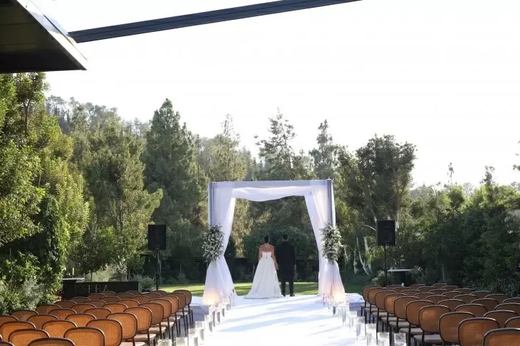 review gallery square