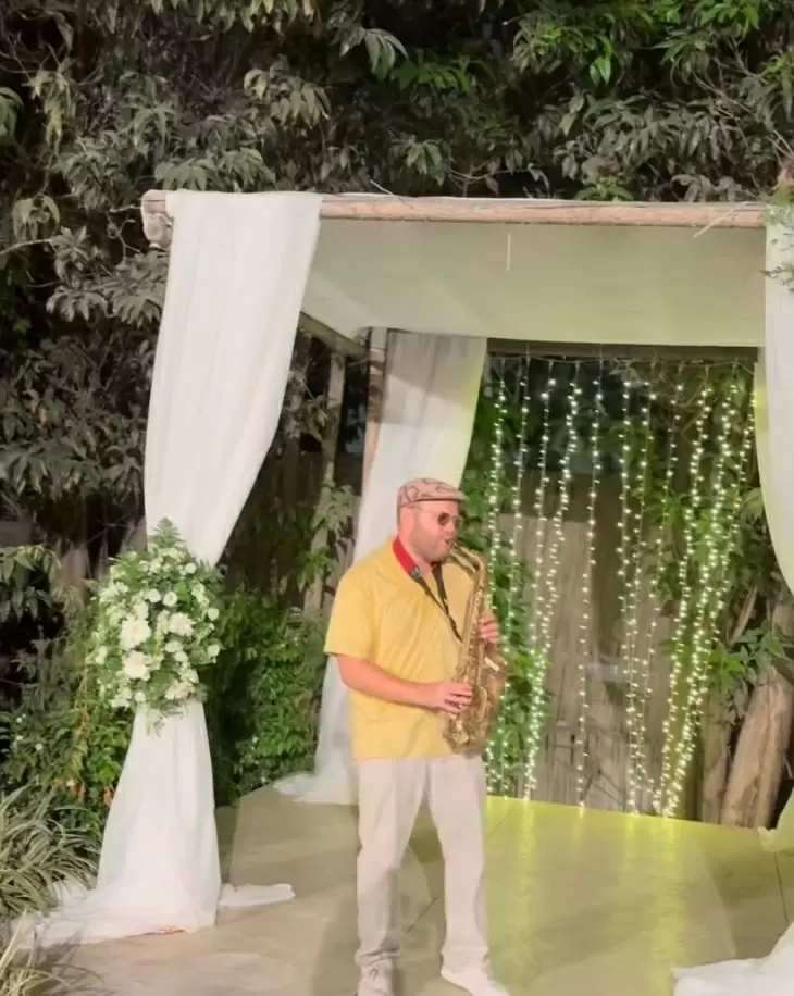 review gallery square