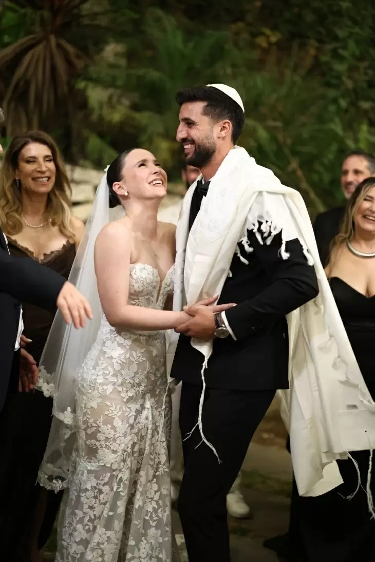 review gallery square