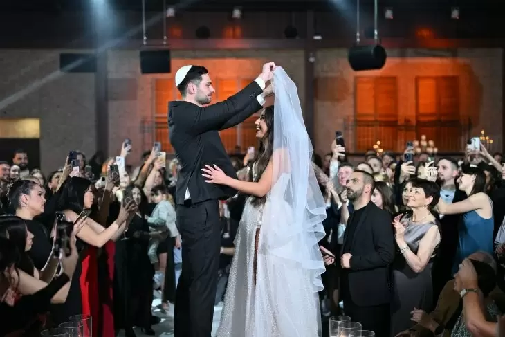 review gallery square