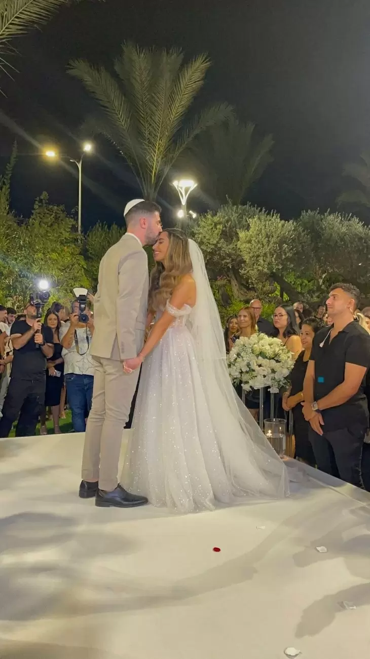 review gallery square