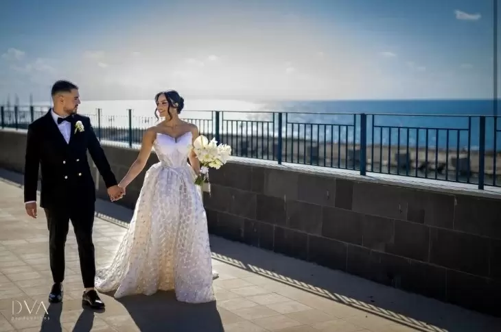 review gallery square