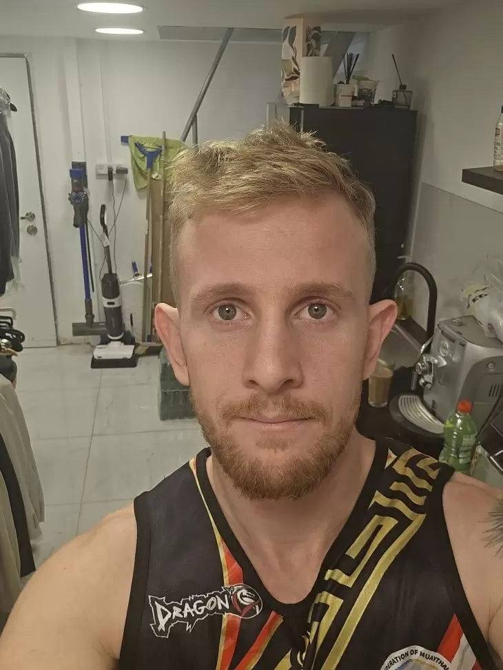 review gallery square