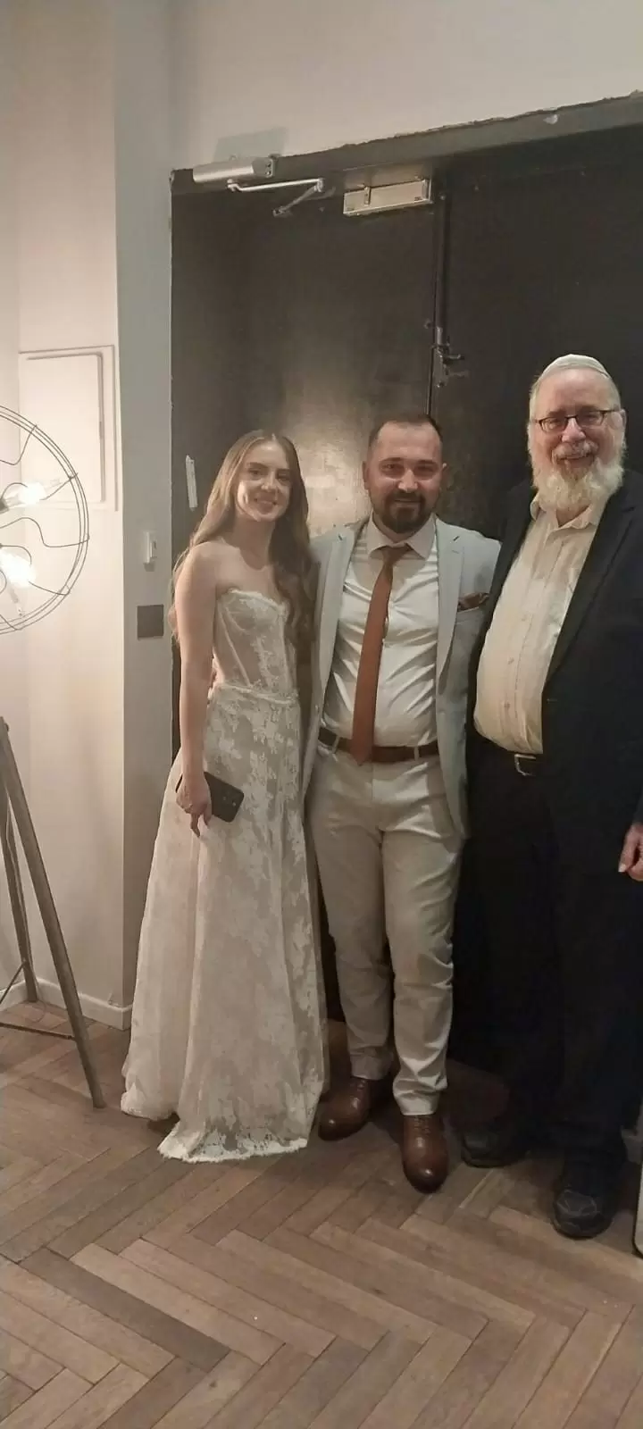 review gallery square