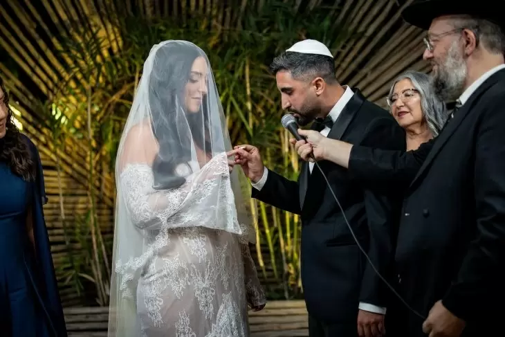 review gallery square