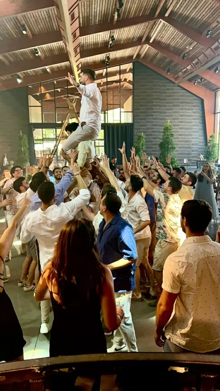 review gallery square