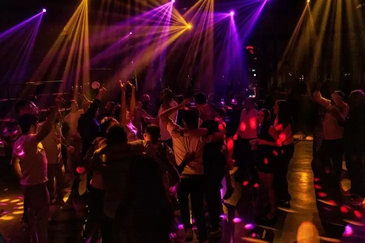 review gallery square