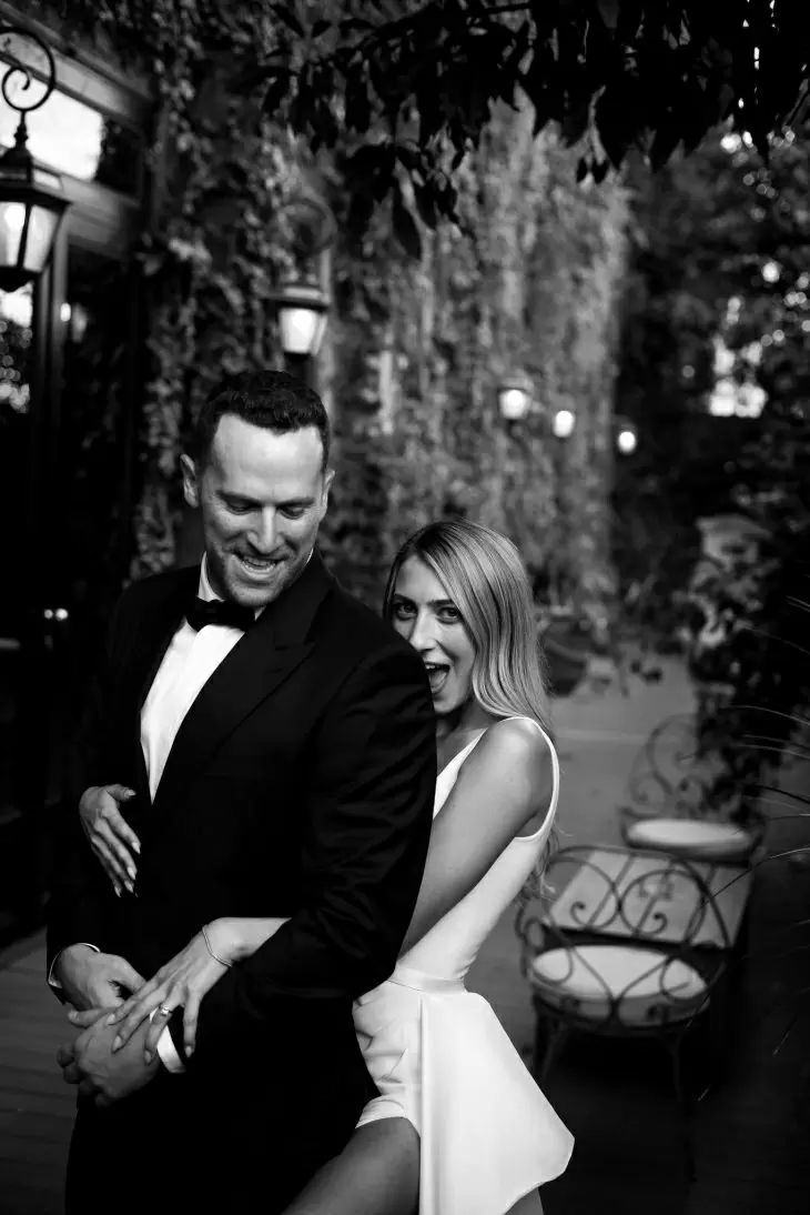 review gallery square