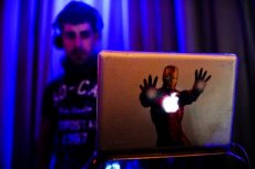 תמונה 8 של מעיין ברגמן - תקליטנים