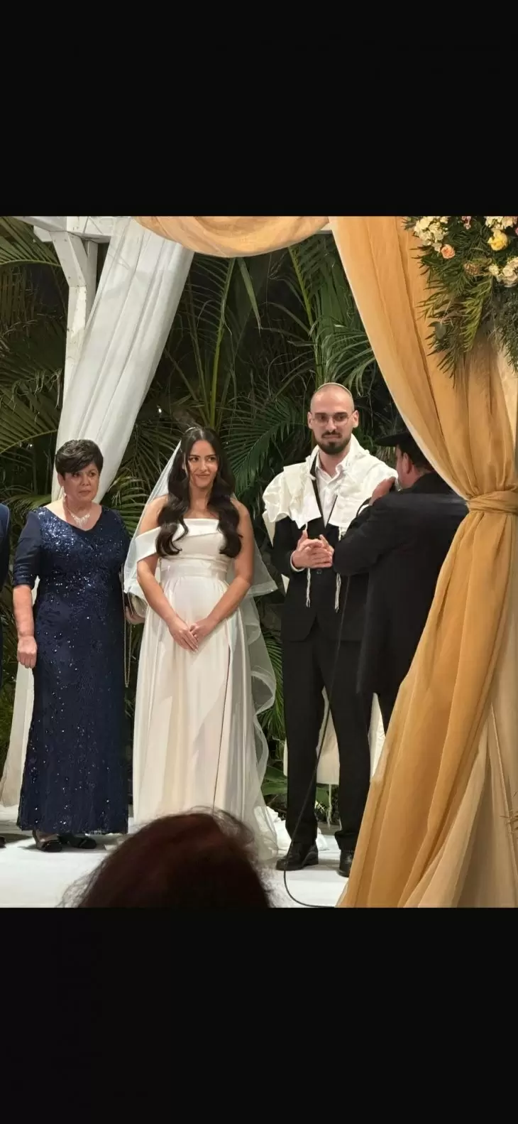 review gallery square