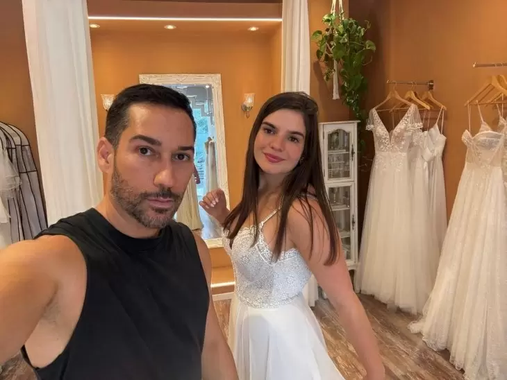 review gallery square