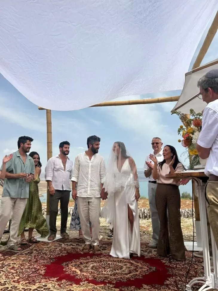 review gallery square