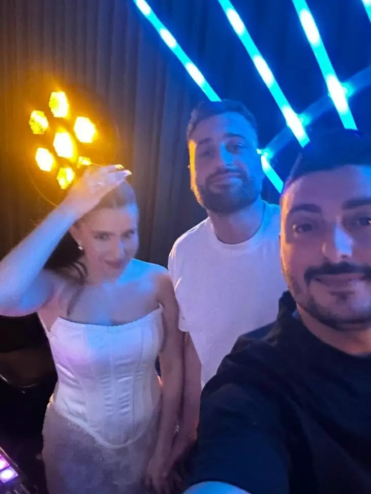 review gallery square