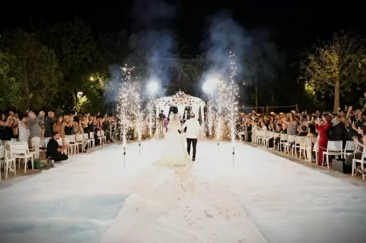 review gallery square