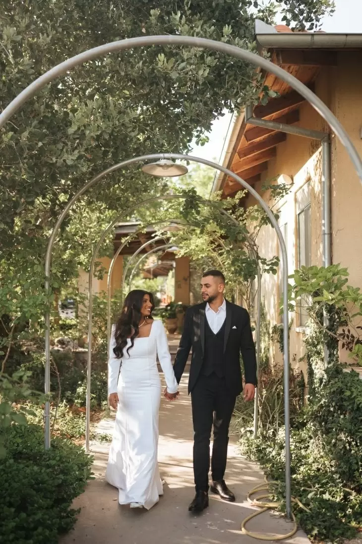 review gallery square